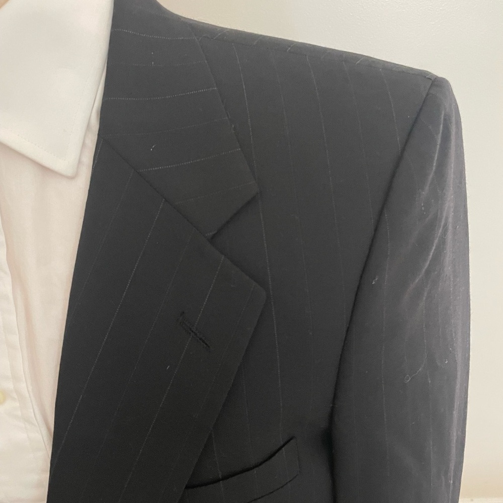Burberrys’ Made in USA Vintage Subtle‎ Pinstripe Wool Suit Jacket in Navy 42 R - Picture 2 of 7
